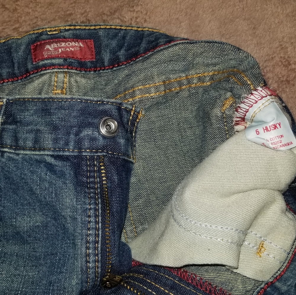 Arizona Boys jeans 6 husky like new.